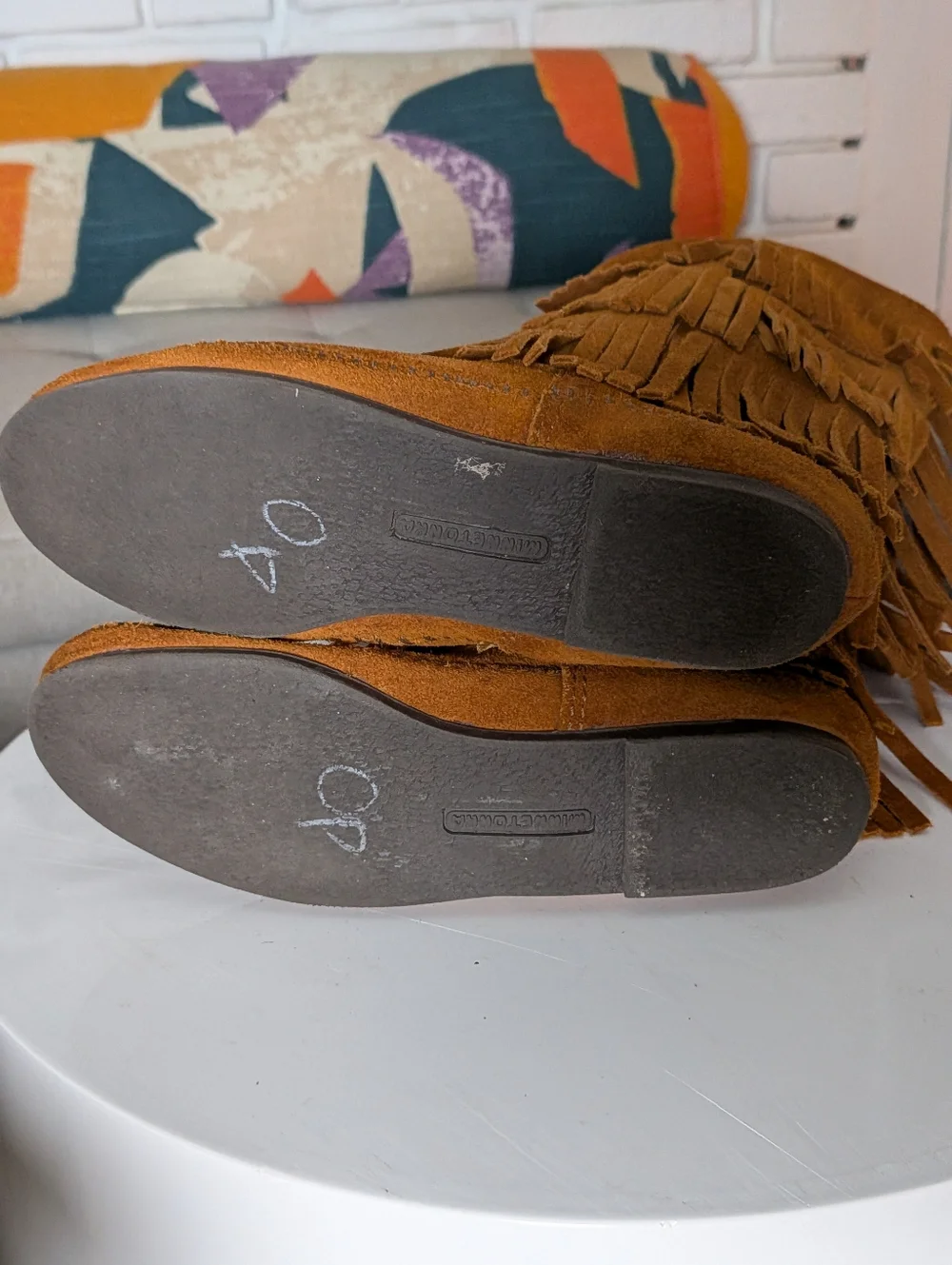 Minnetonka Brown Suede Fringe Boots Moccasin Style Size 6